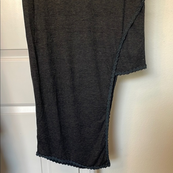 POL Charcoal Sleeveless Layered Top NWOT - Picture 3 of 5